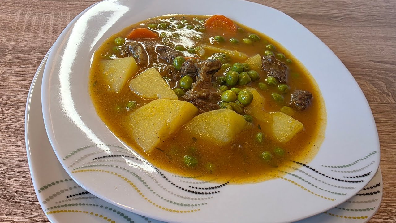Grašak sa mesom i krompirom – najukusniji domaći ručak 🫛