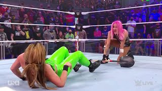 Raquel Gonzalez V.s Dakota Kai 22 Toxic Attraction Attacks