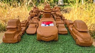 Muddy toy car convoys falls into the water & Clean up Disney Pixar car