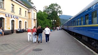 Потяг Миколаїв-Рахів прибуває у Яремче 12 липня 2021 р.