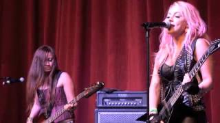 Download Lagu LVictoria , Joey Tafolla perform together during NAMM'16 MP3