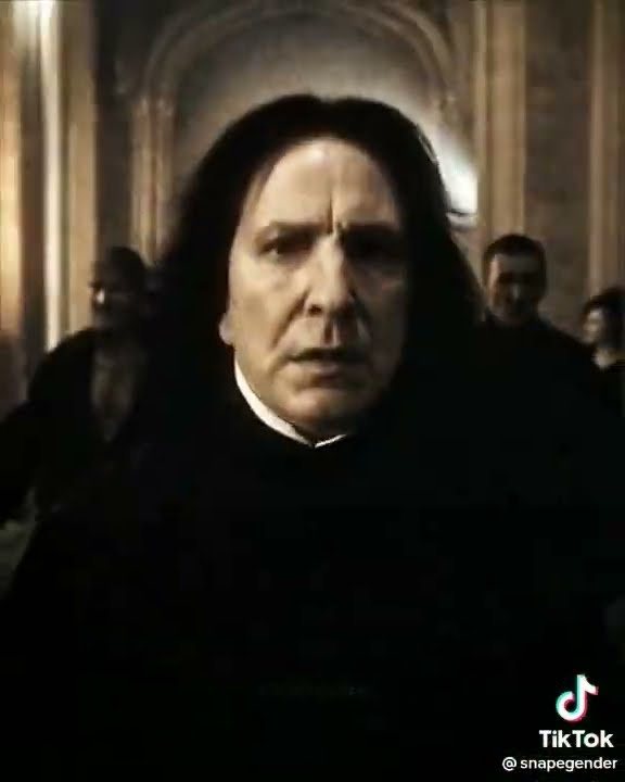 Oh...his walking 😩🛐 #severus #snape #alan #rickman #alanrickman #hp #harry #hpedits #slytherin