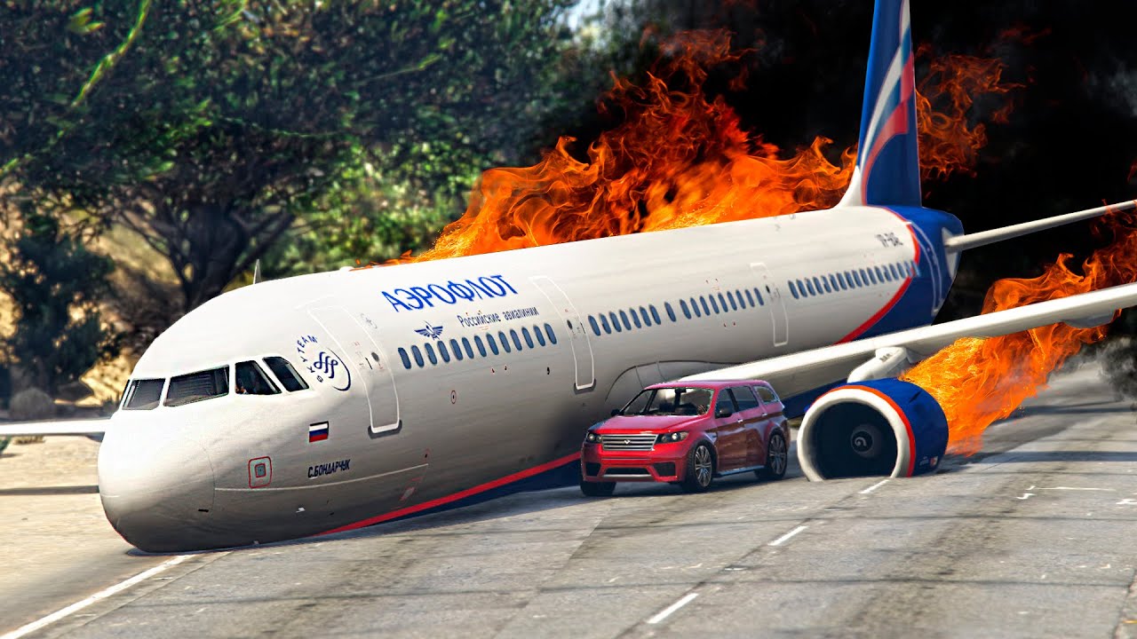 Airplane Emergency Landing on the Highway | Crash in GTA 5
