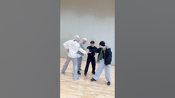 Thumbnail of #동갑내기 🤝 with #JUN #준 #WONWOO #원우 #SEVENTEEN #세븐틴 #HxW #호시X우지 #96ers #BEAM