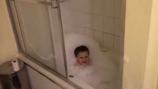 Bath Time with Marshall - Super Bubbles