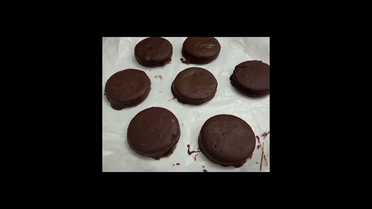 Marie Biscuit se banaye Sandwich ice-cream