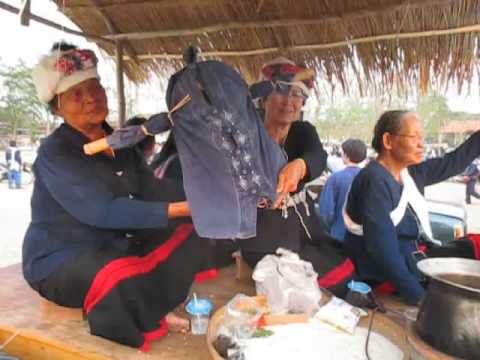 MVI 0045  งานสืบสานวัฒนธรรมไตลื่อตำบลบ้านถิ่น ปี 2559
