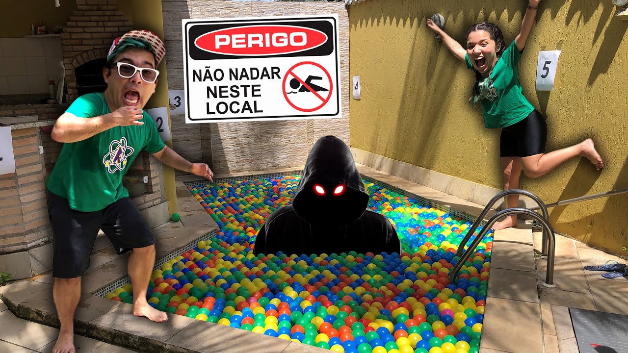ALGUÉM INVADIU NOSSA PISCINA!!!