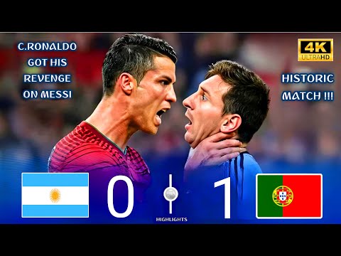 𝐖𝐇𝐄𝐍 Cristiano Ronaldo 𝐀𝐍𝐃 Lionel Messi 𝐅𝐀𝐂𝐄 𝐎𝐅𝐅… 𝐓𝐇𝐄 𝐖𝐎𝐑𝐋𝐃 𝐒𝐓𝐎𝐏𝐒! 🌍⚽