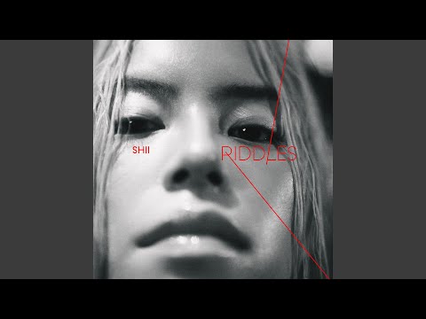 在 YouTube 上观看 谜