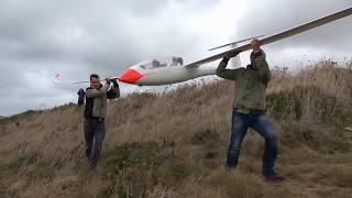 Arcus 8m  First flight at the seaside in Brittany