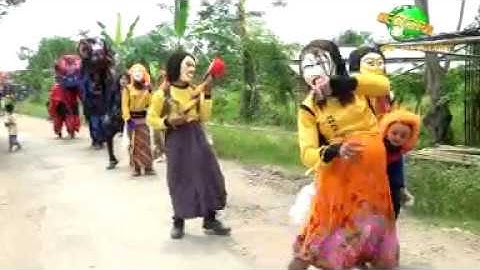 ONDER UDAR SINGA DANGDUT KARISMA NADA DS.WANANTARA TIMUR KEC.SINDANG INDRAMAYU