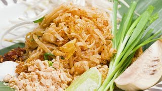 Chicken Pad Thai with Fern Kaewtathip and Noree Pla | Like A Chef Chicken Pad Thai with Fern Kaewtathip and Noree Pla | Like A Chef