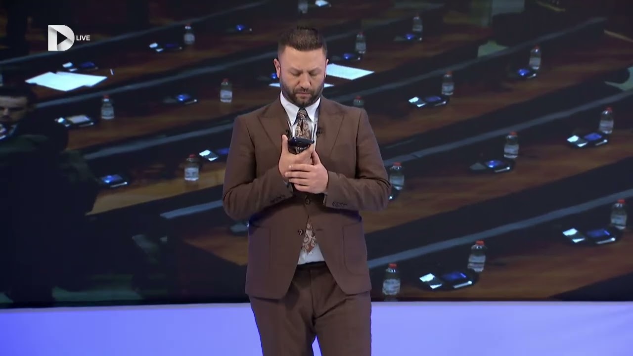 Fatmir Limaj lidhet në Debat Plus: 