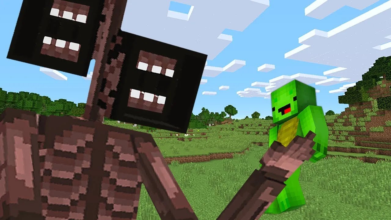 ESCAPING SIREN HEAD In Minecraft!