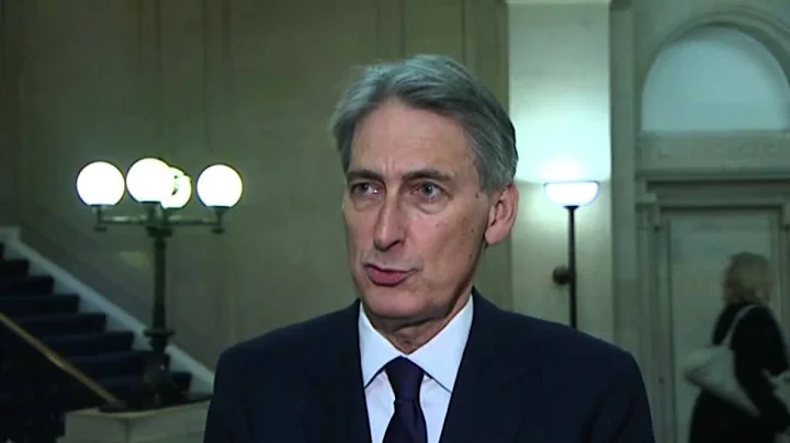 Philip Hammond pleas with backbenchers to support army plans