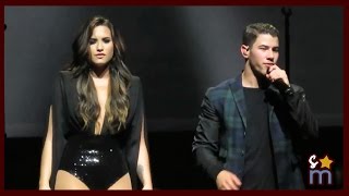 Demi Lovato \& Nick Jonas - \\