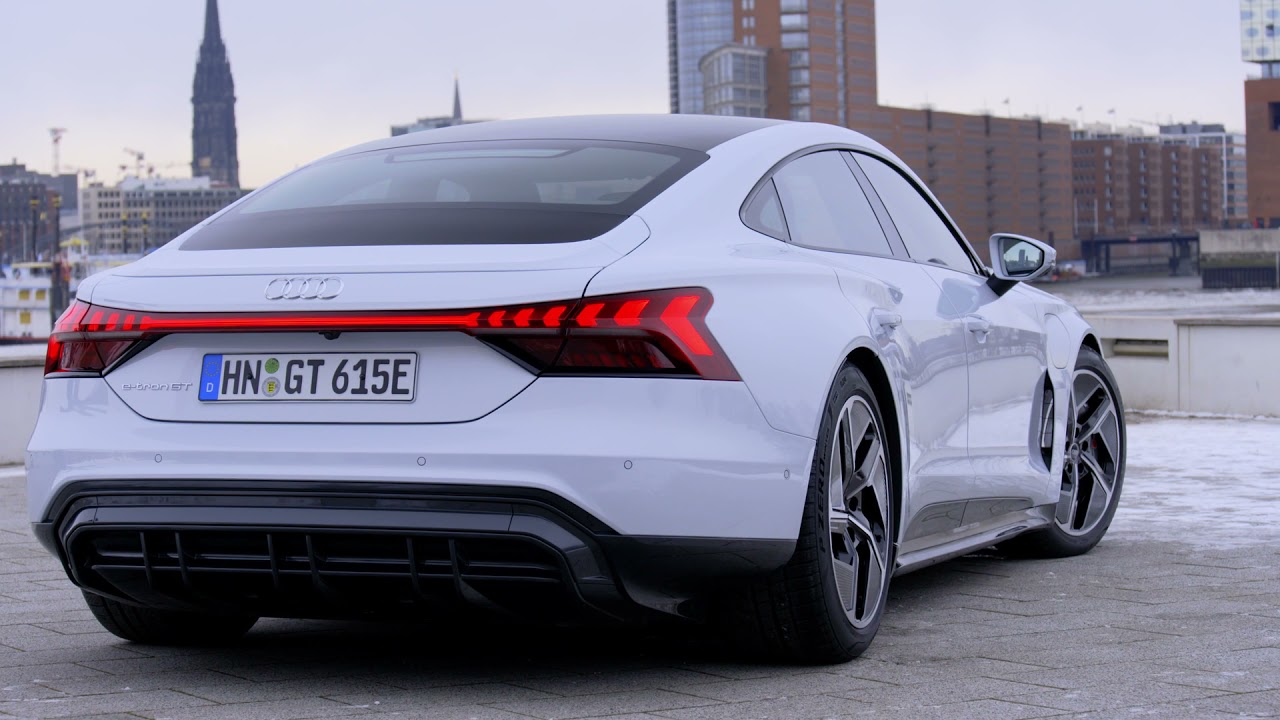 Suzuka grey audi