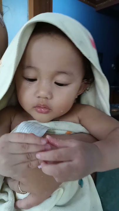 segernya mandi pagi | habis mandi pakai handuk untuk ci Luk ba #cilukba #baby