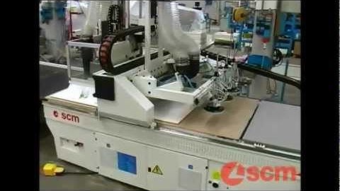 SCM Pratix N12 nesting machine met aan- en afvoerband