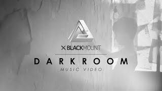 Mina Momeni & David Coulter - The Wall Of Fear The Drak Room