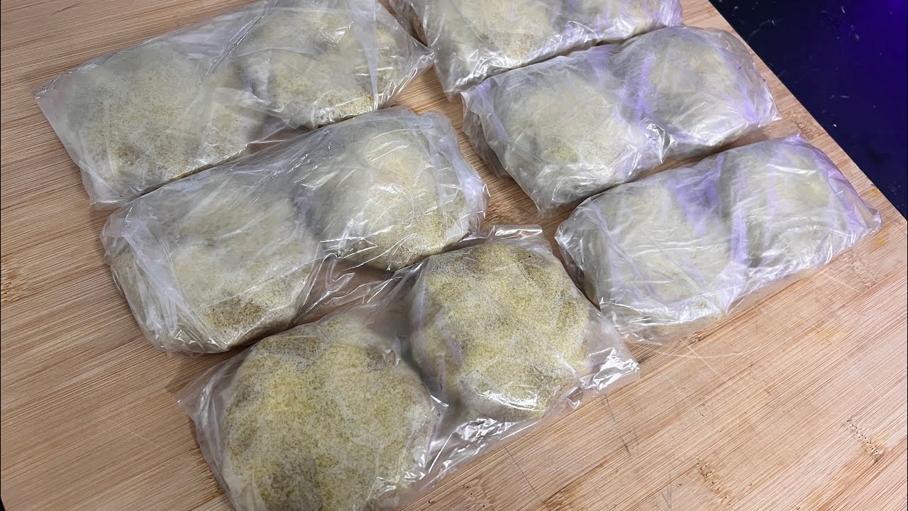 #تحضيرات_رمضان  ميني #بسطيلة_بالدجاج  واللوز حلوين 😍 بطعم رائع وسهلة وطريقة الاحتفاظ بهم فالثلاجه