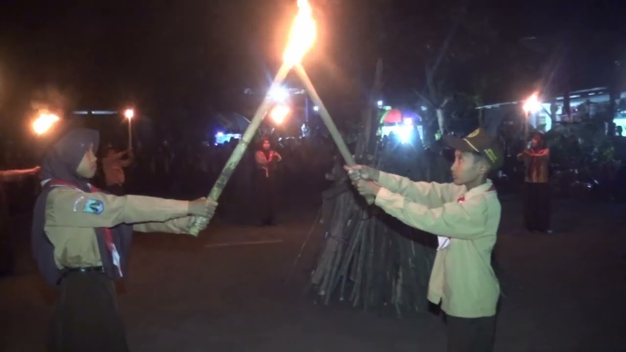 MALAM API UNGGUN PERKEMAHAN RABU KAMIS SDN KLAKAH 3 2023