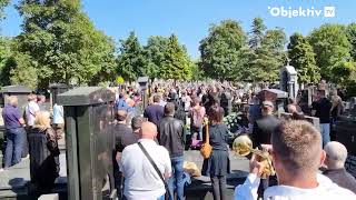 Potresan Govor Na Sahrani Vidoja Ristovića Srpski Istoričar Sahranjen Uz Tiho Noći