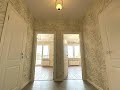Современная квартира с гардеробной и стильным ремонтом