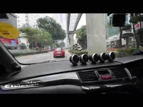 MitsubiScience Essay Lancer Evo9 boosting through the streets of KL !