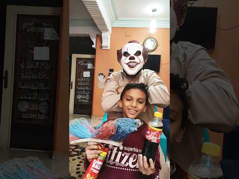 انا عايز مقشة عشان اكنس الشارع