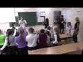 Максим Чечнев показывает мастеркласс в школе