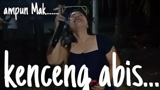 DJ mantap bosku...?? musik tinggi enak pake doping...