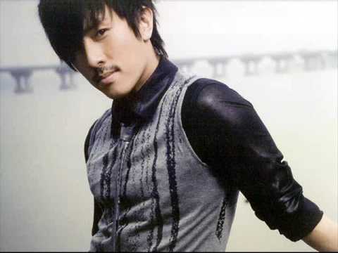 在 YouTube 上觀看「Kim Dongwan - 여름이 좋아 [Audio]」