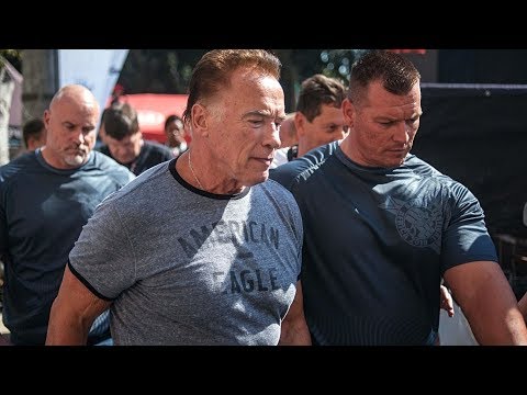 Video: Schwarzeneggerova Manželka: Foto