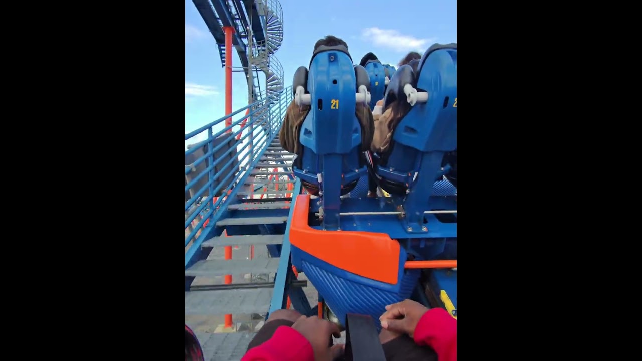 SCREAM!: ride out loud at SIX FLAGS MAGIC MOUNTAIN
