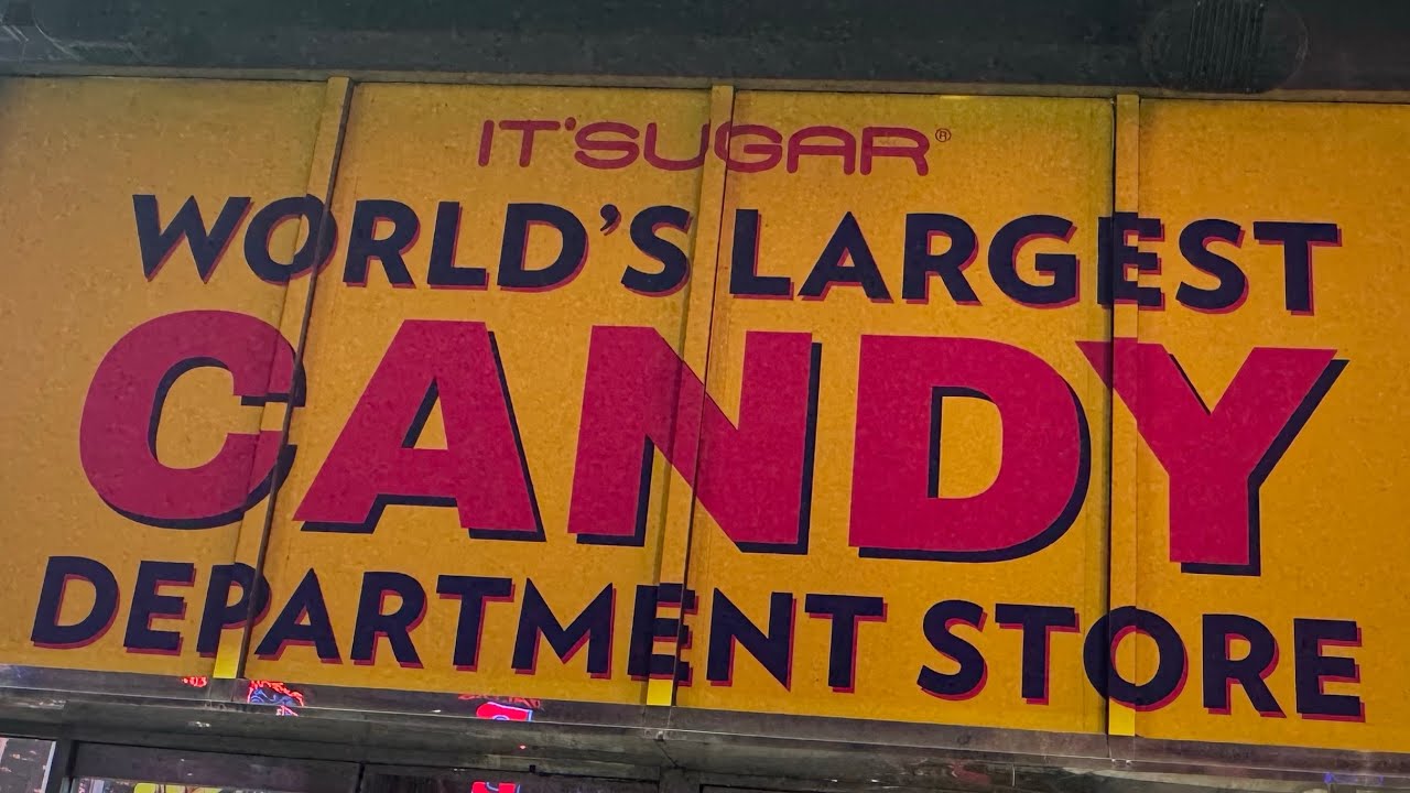 Inside the World’s Largest Candy Store 🍭 | A Sweet NYC Adventure - LIVE TOUR