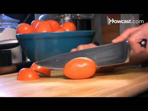 How to Make Tomato Sauce