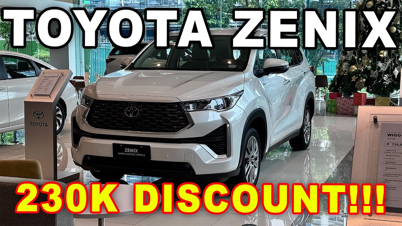 Toyota Innova Zenix HEV 2025 года, цвет «белый жемчуг»