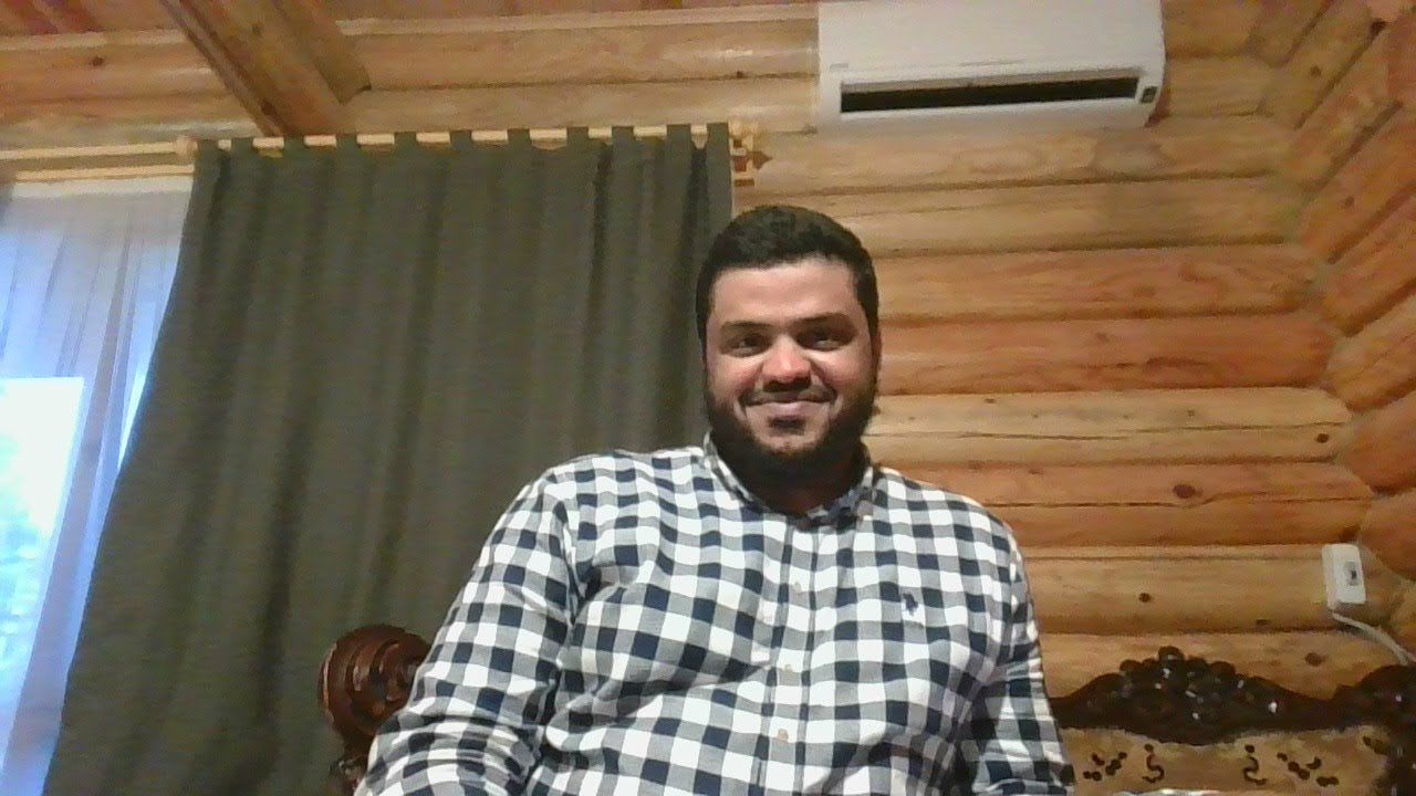 لماذا يكونون تافهين؟ أحمد السيد