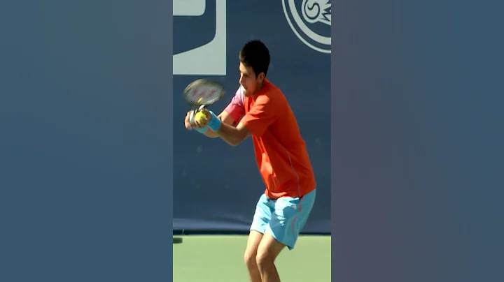Djokovic's IMPRESSION of Roddick's serve! 😂