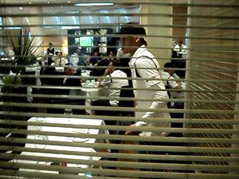 Ganso Neymar e Elano no aeroporto