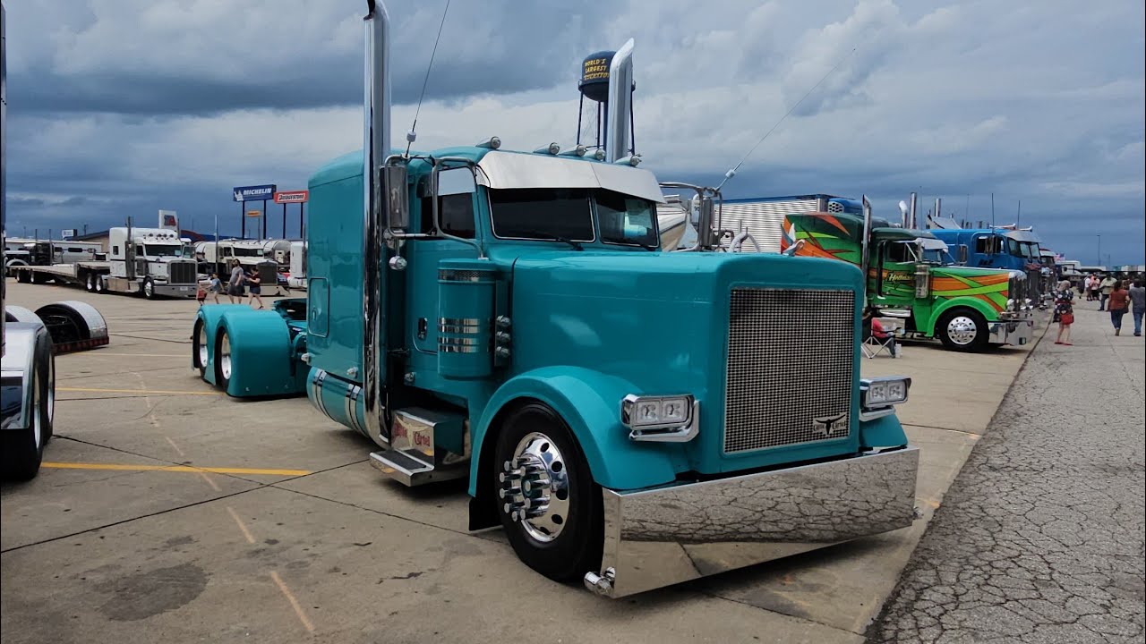 Iowa 80 Trucker Jamboree 2025 1st day