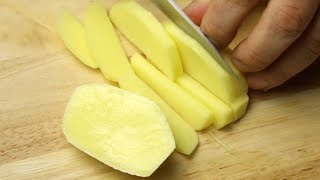 Ароматный картофель по-рыбацки с овощами и копченой колбасой Ароматный картофель по-рыбацки с овощами и копченой колбасой