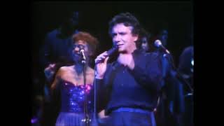 Michel sardou   Être une femme ( live )