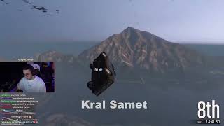 Eray Hobbitemoyu Dövüyor