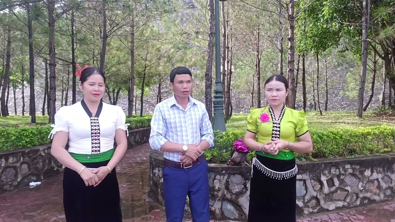 18 tháng 5, 2025 gặp chị Hoa chị tốt tại thuỷ điện Bản chát than Uyên