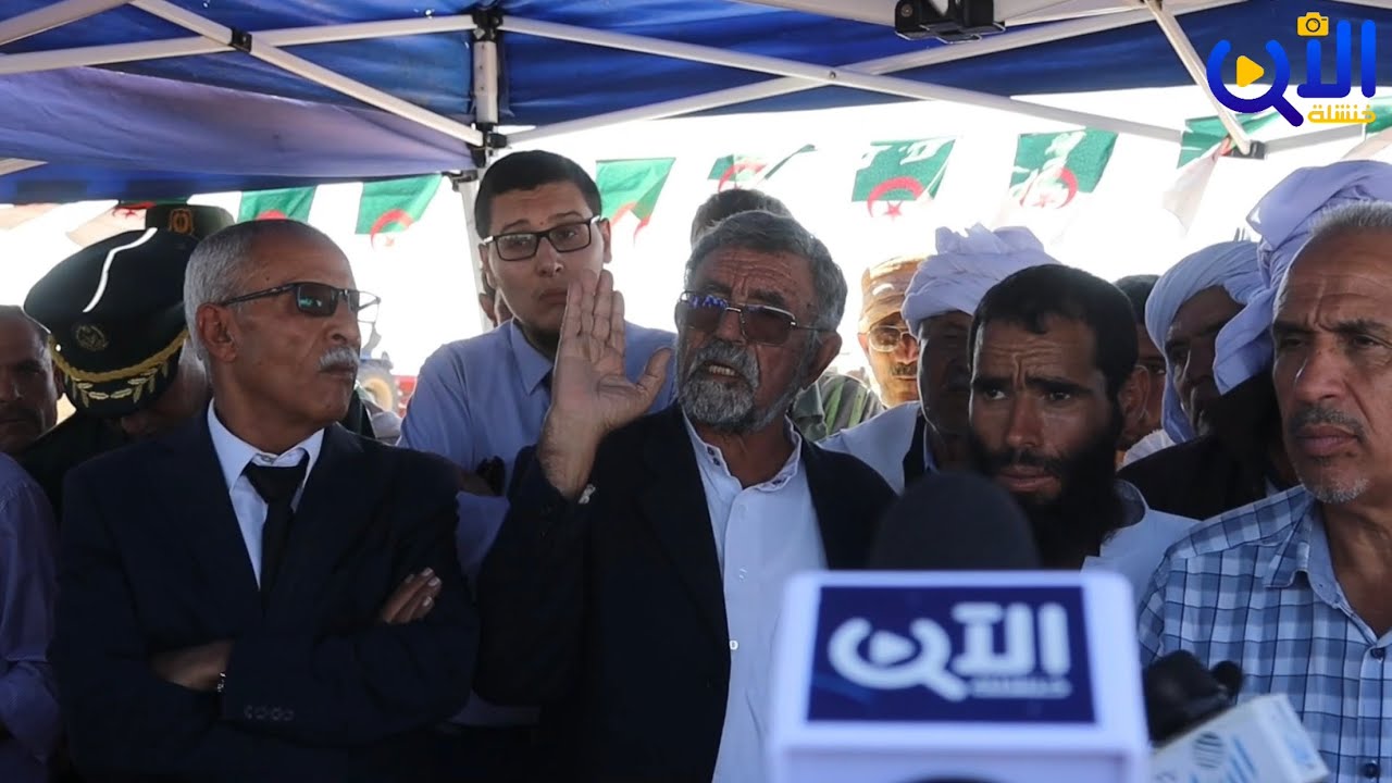 والي خنشلة يوسف محيوت وجها لوجه مع الفلاحين بالمنطقة الجنوبية.