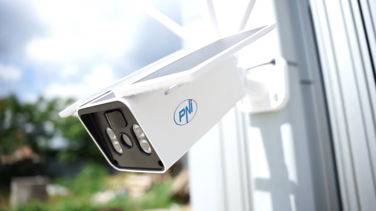 PNI Solar-Powered WiFi Security Camera - Dual Lens 2MP+2MP, PTZ, 8000mAh Battery, 5.5W Solar Panel, IP65