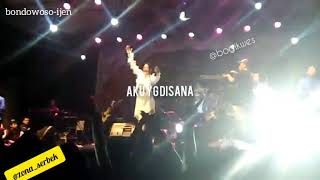 status wa harusnya aku yg disana